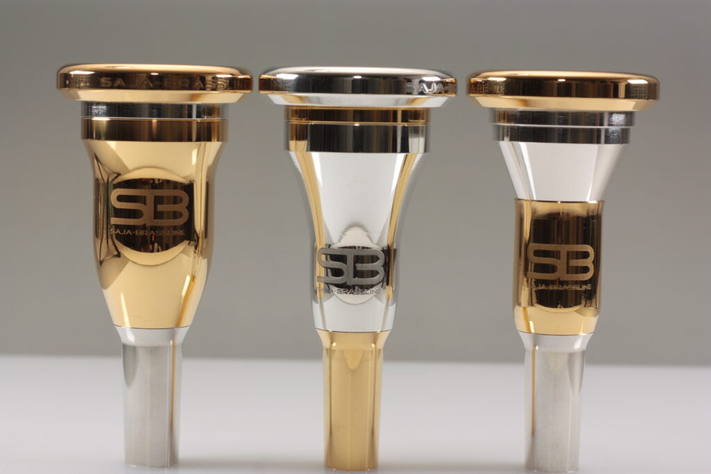 Drei Tuba-Mundstücke von SAJA-Brassline in Gold und Silber